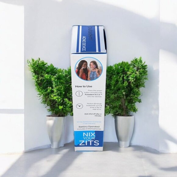 Pulsaderm Nix Your Zits Blue Light Acne Clearing Eraser - Picture 2 of 6